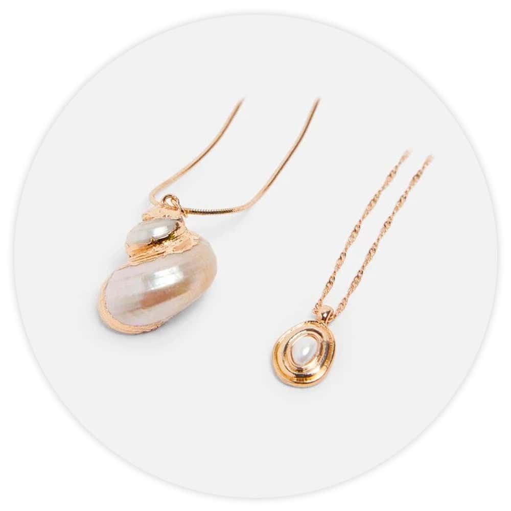 Collana Di Conchiglia Turbo Dorato E Nacreo