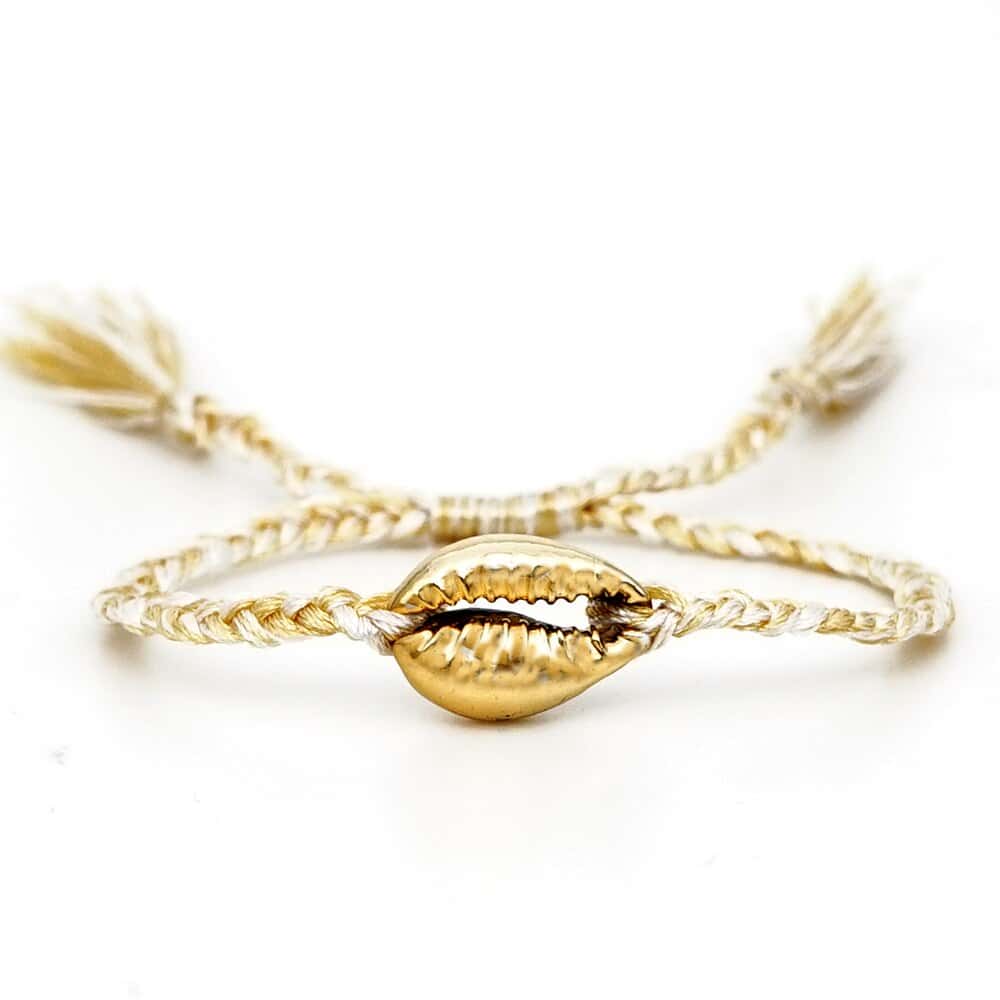 Bracciale Conchiglie Cauri E Corda Dorati